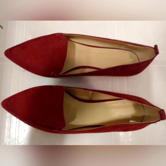 Joe Fresh Burgundy Suede Loafers size 10 - Picture 3 of 3